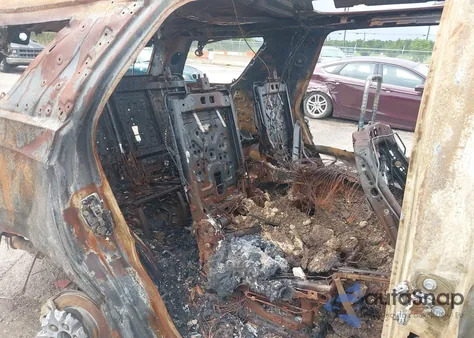 2021 Cadillac Escalade 4Wd Sport Platinum from USA, damaged, VIN 1GYS4GKL0MR228590